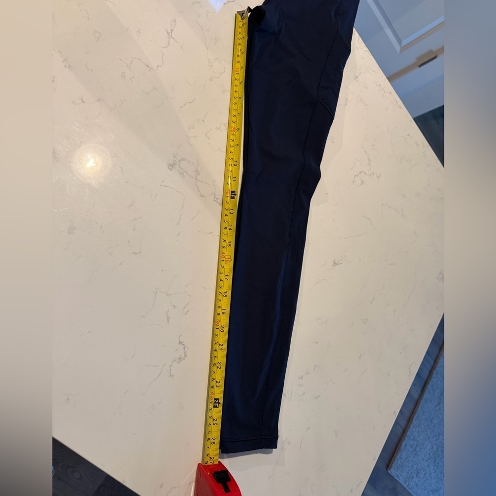 Lululemon Speed Up Tight Full-On Luxtreme in True Navy Size 4 - Picture 4 of 13